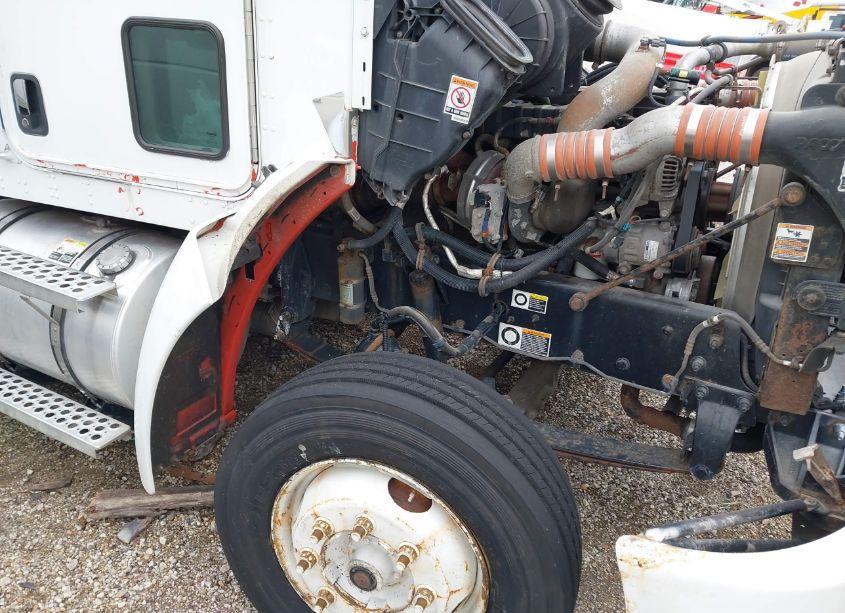 Photo 12 of 2013 Kenworth Construction T270 (VIN 2NKHHM6X6DM358198)