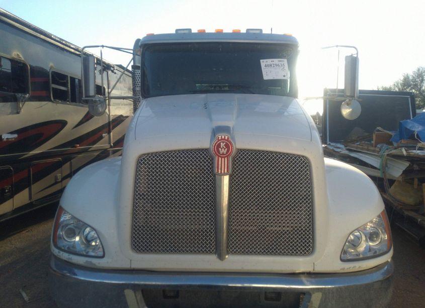 Photo 12 of 2012 Kenworth Construction T370 (VIN 2NKHHN7X6CM322515)