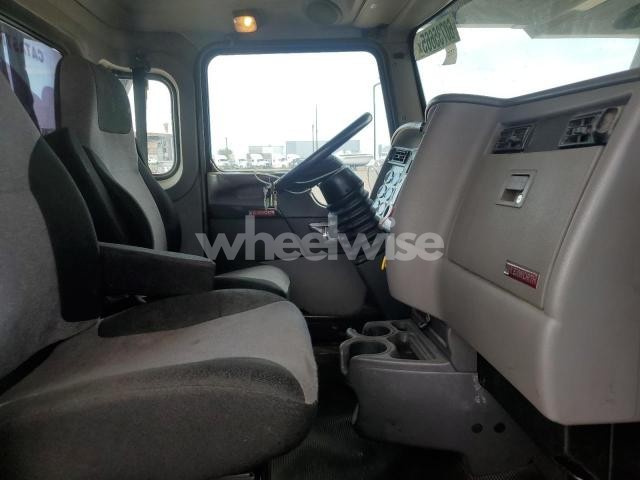 Photo 6 of 2019 KENWORTH CONSTRUCTION T370 (VIN 2NKHLJ9X7KM283159)