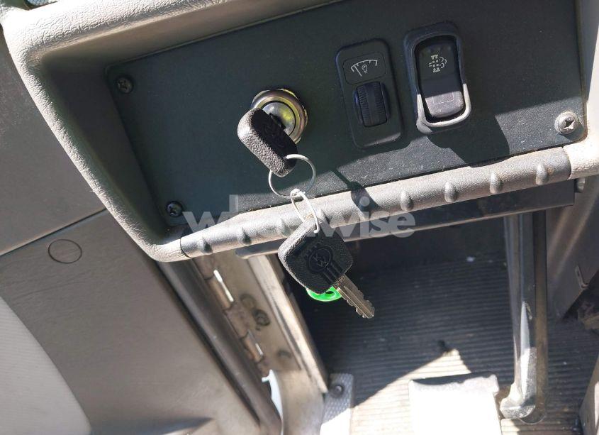 Photo 10 of 2014 Kenworth Construction T370 (VIN 2NKHLJ9X8EM409355)