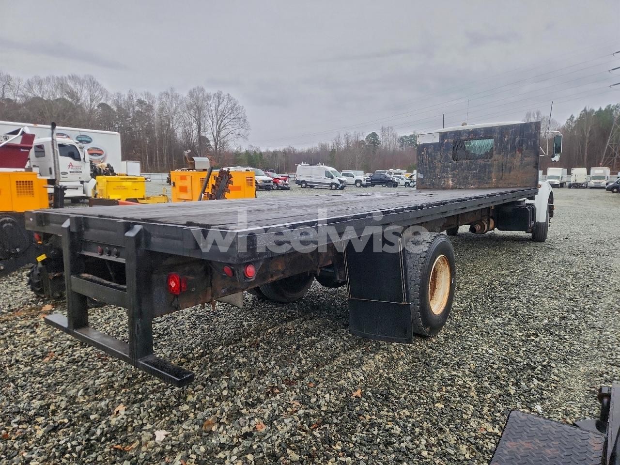 Photo 3 of 2007 KENWORTH CONSTRUCT (VIN 2NKMHZ7X57M175857)