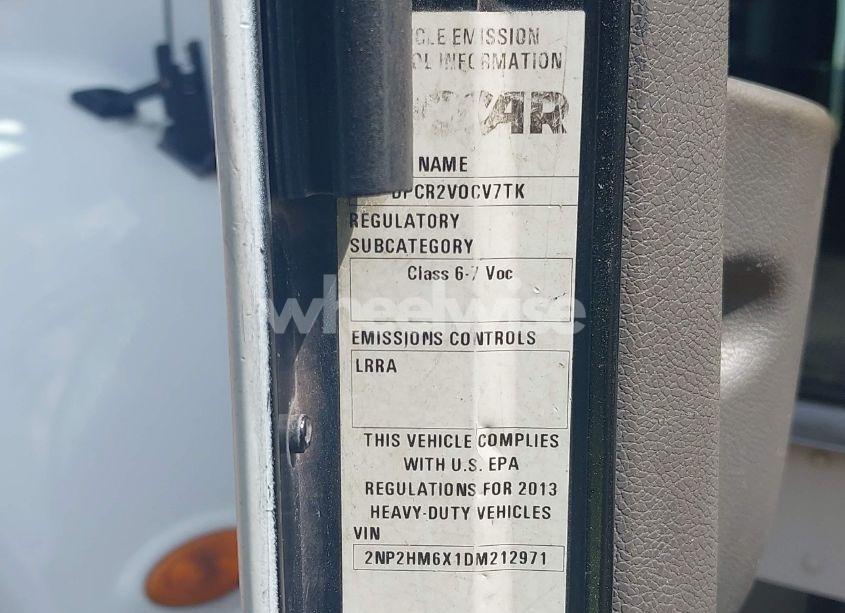 Photo 7 of 2013 Peterbilt 337 N/A (VIN 2NP2HM6X1DM212971)