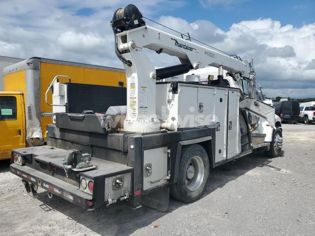 2018 PETERBILT 337 SERVICE TRUCK N/A (VIN 2NP2HM6X3JM465642) main photo