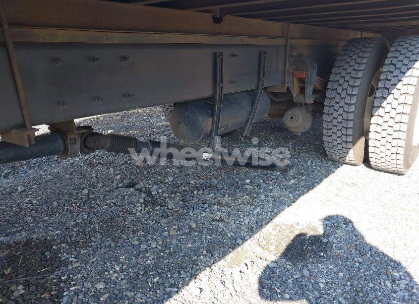 Photo 12 of 2015 Peterbilt 337 N/A (VIN 2NP2HM6X5FM269466)