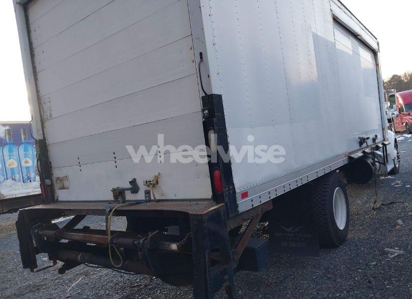 Photo 4 of 2015 Peterbilt 337 N/A (VIN 2NP2HM6X5FM269466)