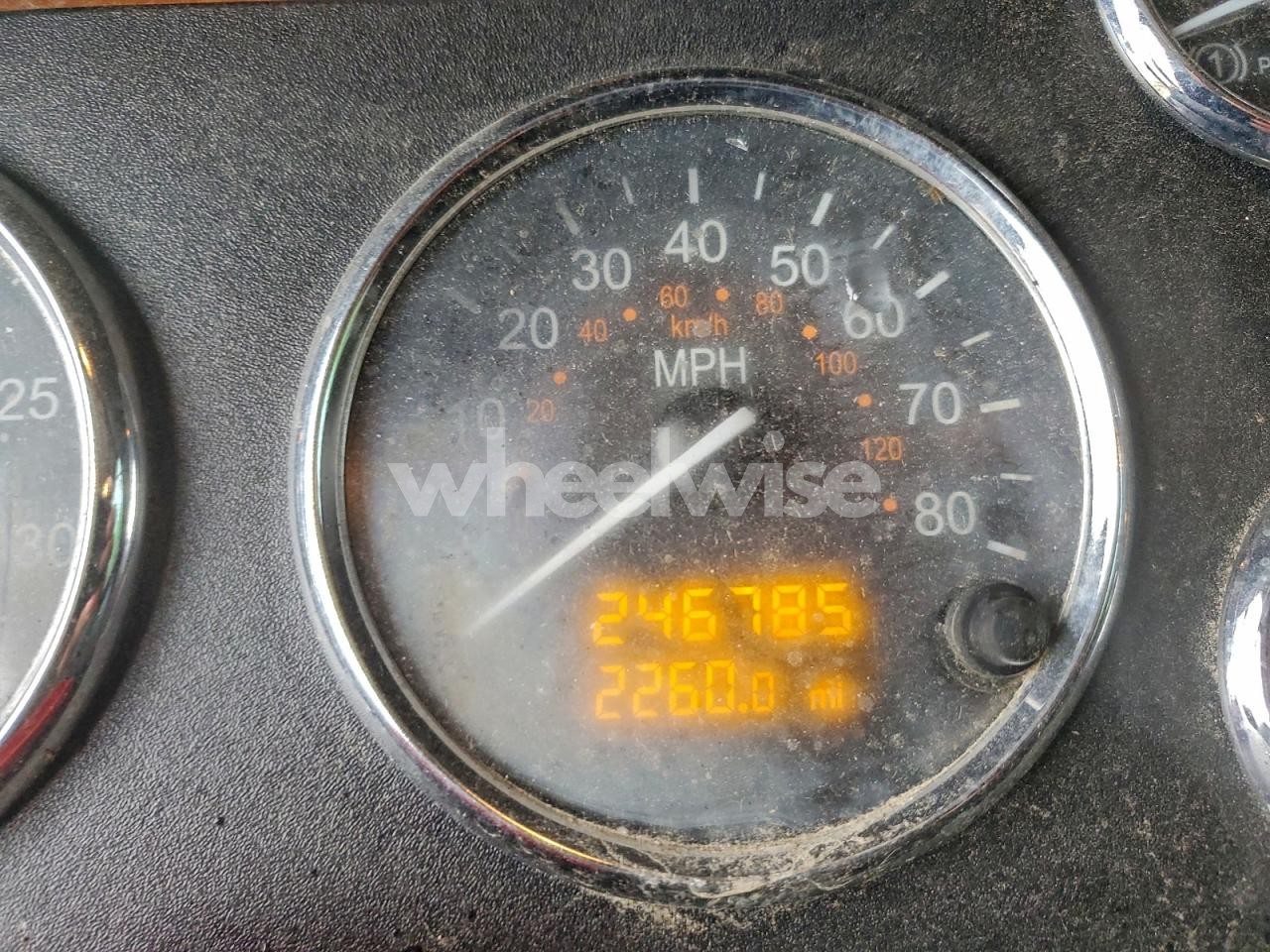 Photo 8 of 2021 PETERBILT 348 DUMP TRUCK (VIN 2NP3LJ0X3MM757239)