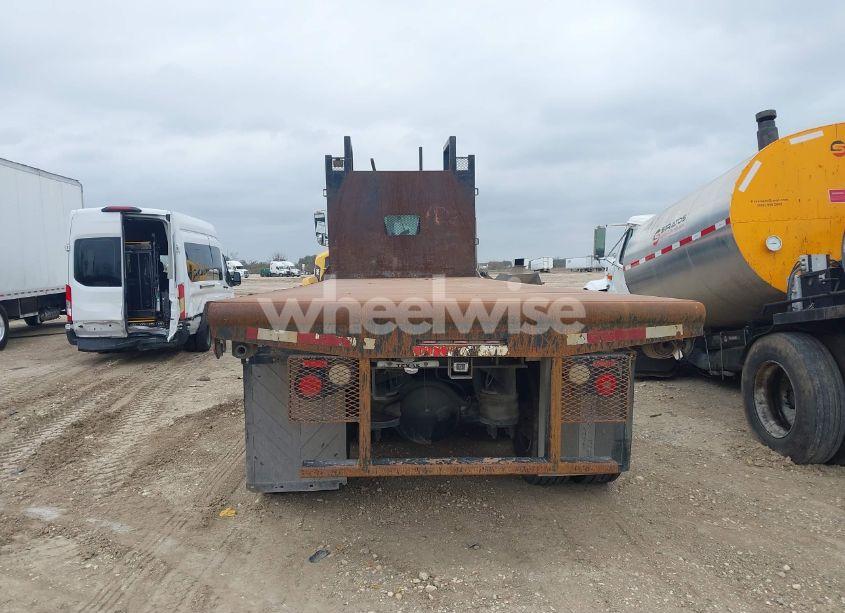 Photo 16 of 2016 Peterbilt 348 N/A (VIN 2NP3LJ0X4GM325859)