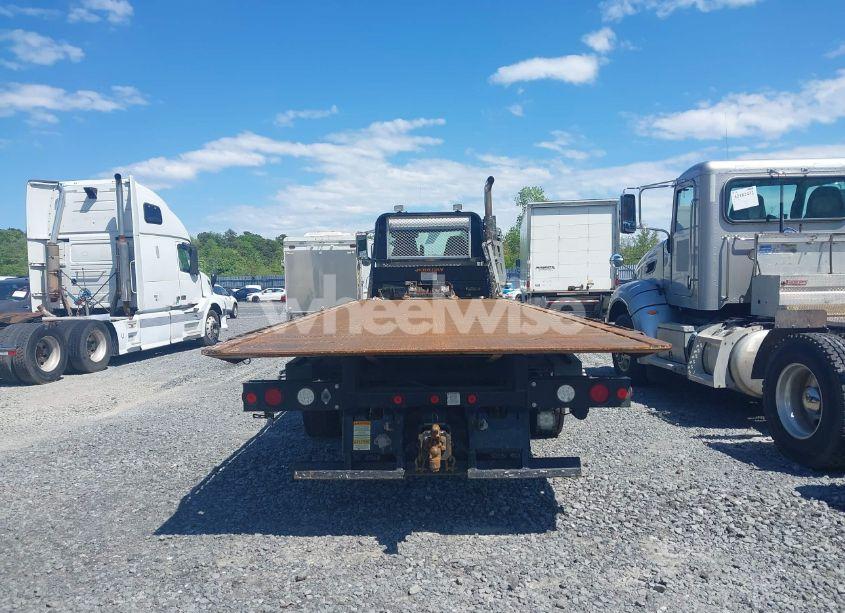 Photo 15 of 2015 Peterbilt 348 N/A (VIN 2NP3LJ9X3FM280091)