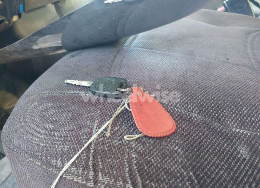 Photo 10 of 2007 Peterbilt 335 N/A (VIN 2NPLLZ9X97M689180)