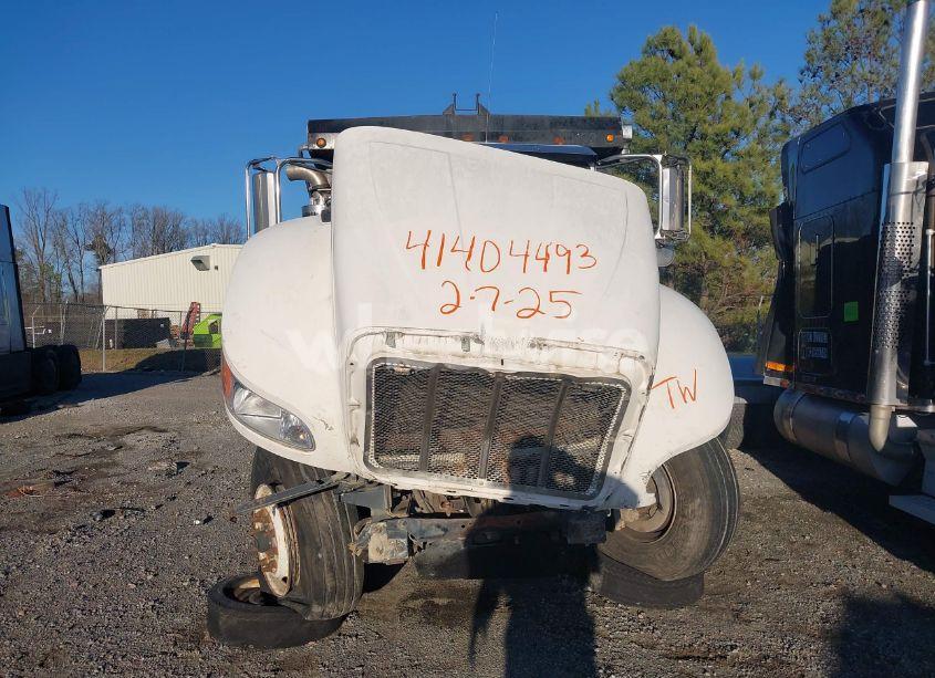 Photo 12 of 2007 Peterbilt 335 N/A (VIN 2NPLLZ9X97M689180)