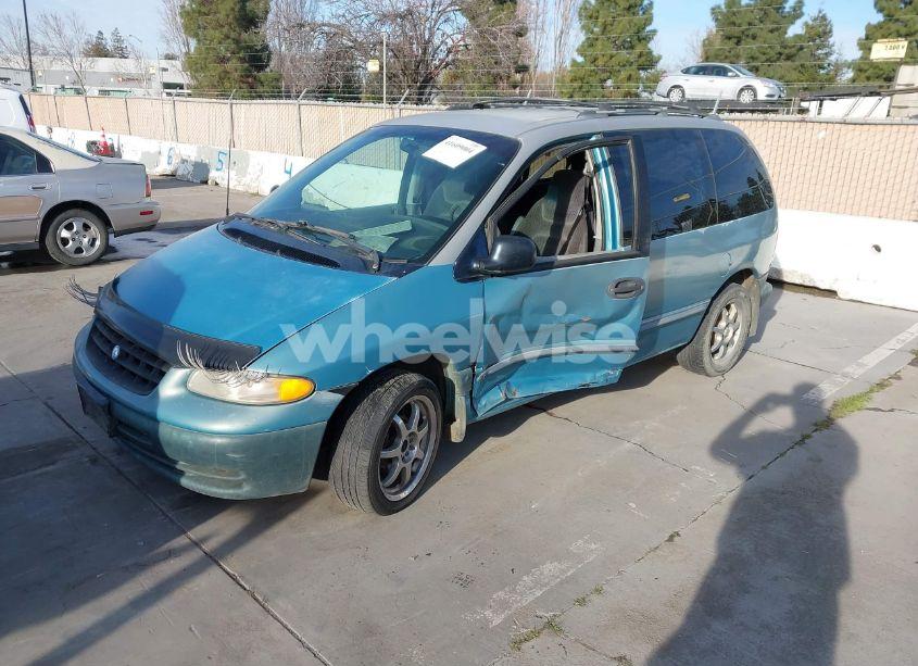 Photo 2 of 1996 Plymouth Voyager (VIN 2P4FP25B2TR622553)