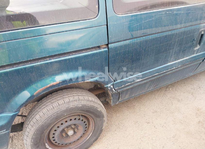 Photo 12 of 1994 Plymouth Voyager (VIN 2P4GH2531RR744369)