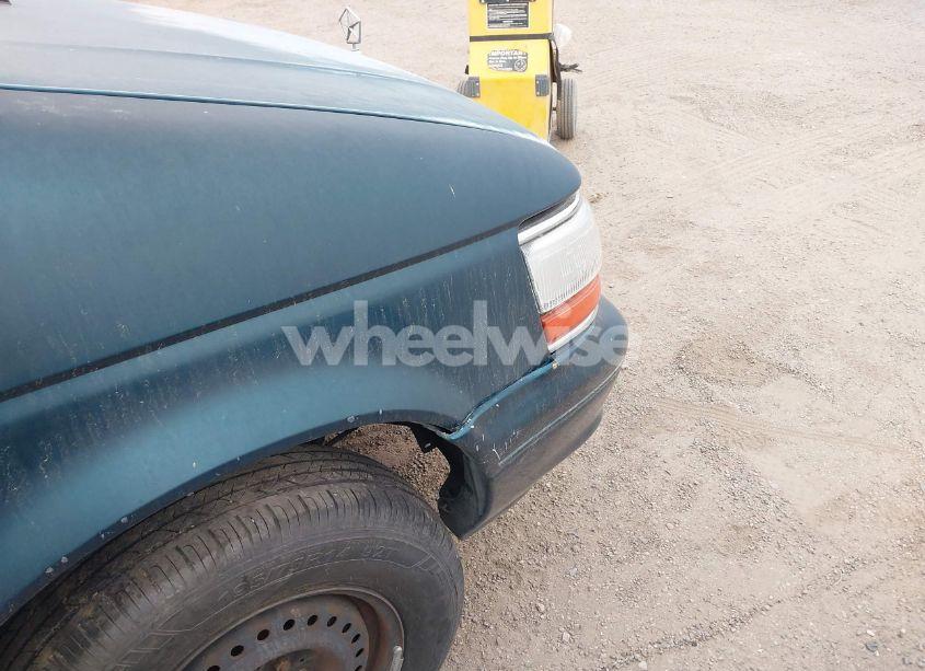 Photo 13 of 1994 Plymouth Voyager (VIN 2P4GH2531RR744369)