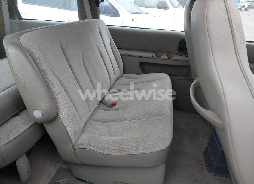 Photo 8 of 1994 Plymouth Voyager (VIN 2P4GH2531RR744369)