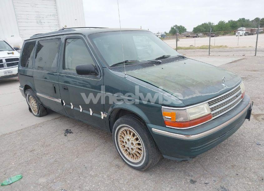 1993 Plymouth Voyager SE (VIN 2P4GH45R6PR372511) main photo