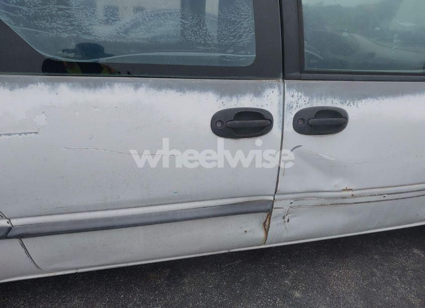 Photo 6 of 1999 Plymouth Grand VOYAGER (VIN 2P4GP24G2XR261512)