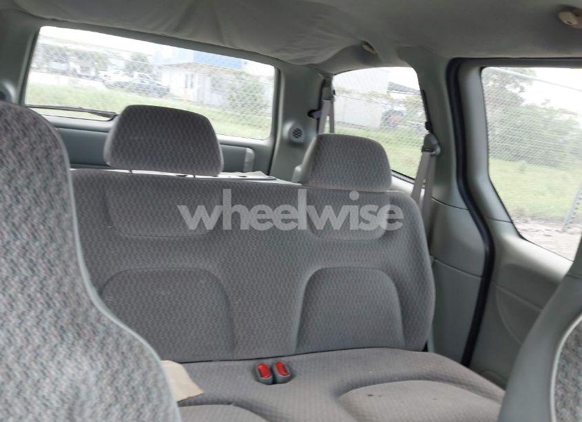 Photo 8 of 1999 Plymouth Grand VOYAGER (VIN 2P4GP24G9XR380657)