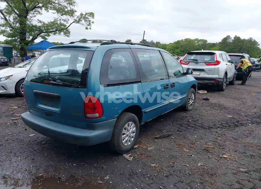 Photo 4 of 1998 Plymouth Voyager (VIN 2P4GP25R9WR797419)