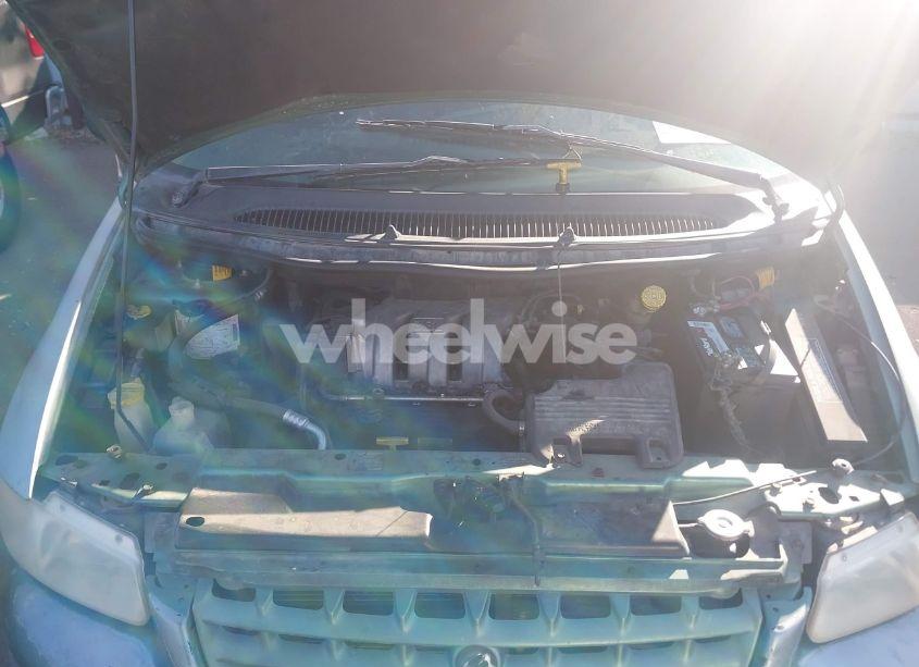 Photo 10 of 1999 Plymouth Grand VOYAGER SE (VIN 2P4GP44G1XR180660)