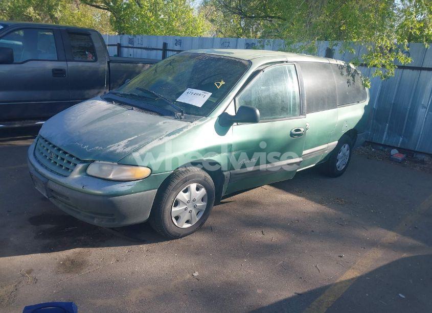 Photo 2 of 1999 Plymouth Grand VOYAGER SE (VIN 2P4GP44G1XR180660)