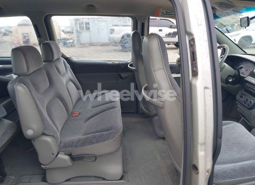 Photo 8 of 1996 Plymouth Voyager SE (VIN 2P4GP4535TR549431)