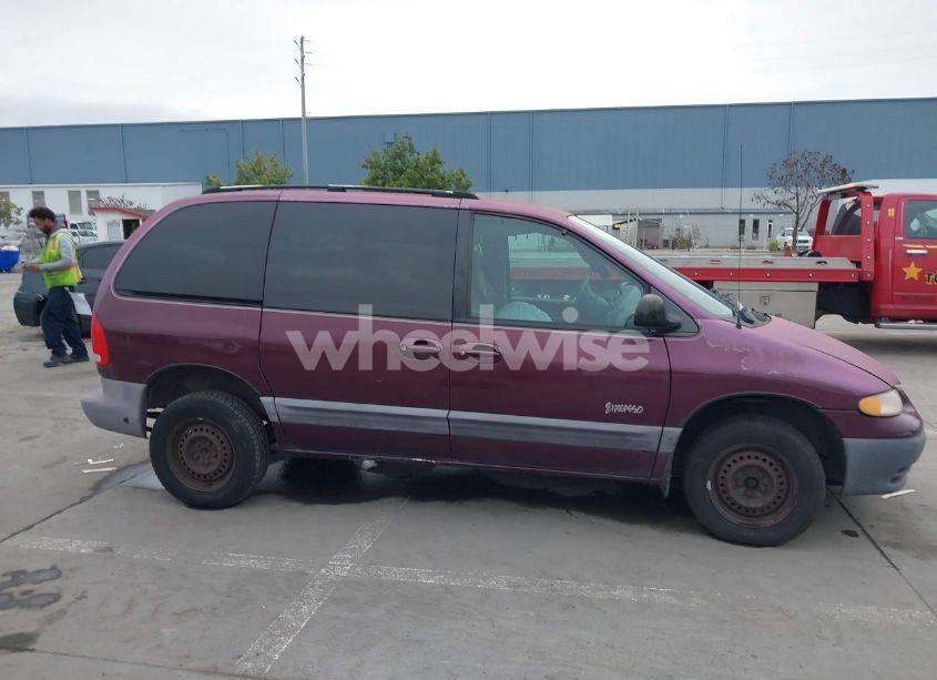 Photo 14 of 1999 Plymouth Voyager SE (VIN 2P4GP45R8XR382654)