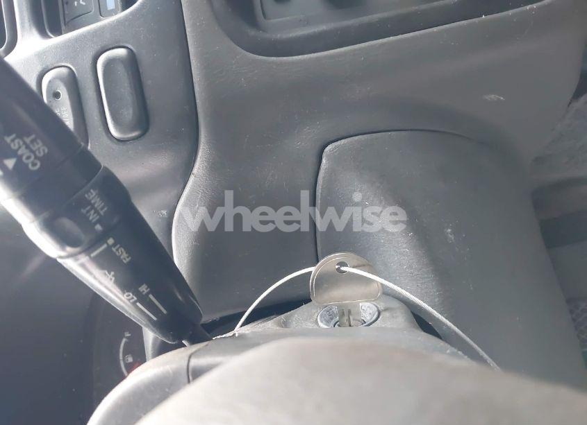 Photo 11 of 2002 Suzuki Vitara JLX (VIN 2S3TD52V026102000)
