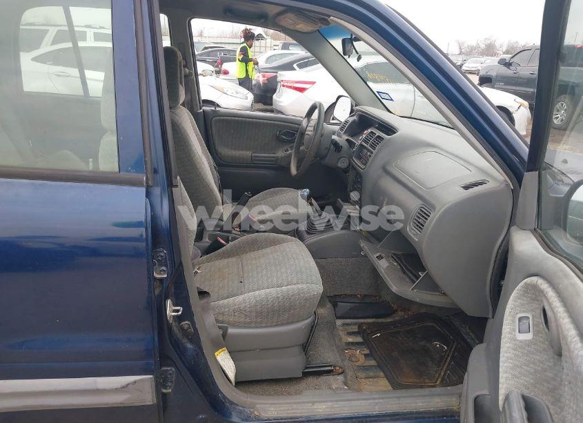Photo 5 of 2002 Suzuki Vitara JLX (VIN 2S3TD52V026102000)