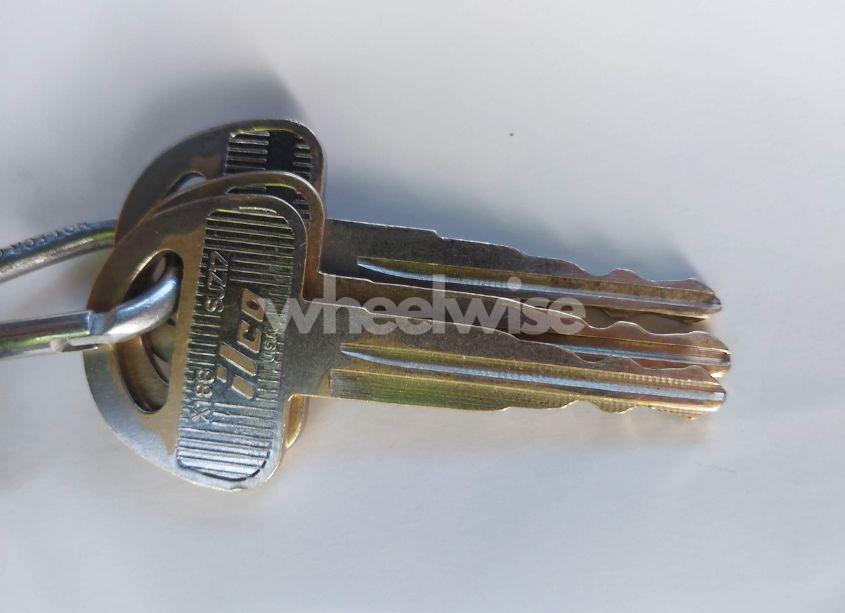 Photo 11 of 2003 Suzuki Vitara (VIN 2S3TE52V436101091)