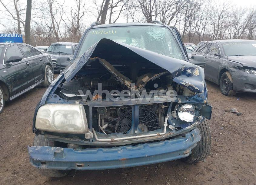 Photo 13 of 2002 Suzuki Vitara JLS (VIN 2S3TE52V526110669)