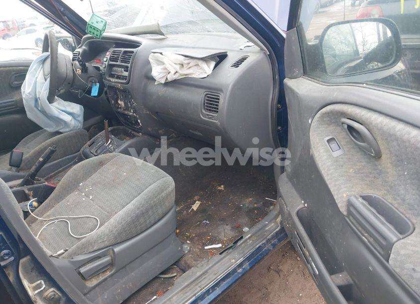 Photo 5 of 2002 Suzuki Vitara JLS (VIN 2S3TE52V526110669)