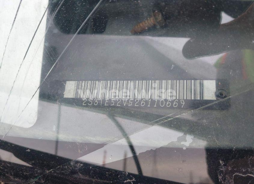 Photo 9 of 2002 Suzuki Vitara JLS (VIN 2S3TE52V526110669)