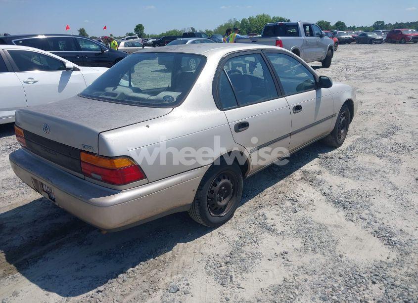 Photo 4 of 1994 Toyota Corolla LE/DX (VIN 2T1AE09B2RC059077)