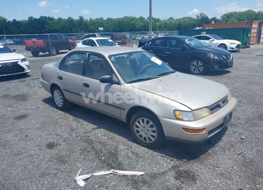 1994 Toyota Corolla LE/DX (VIN 2T1AE09B5RC069540) main photo