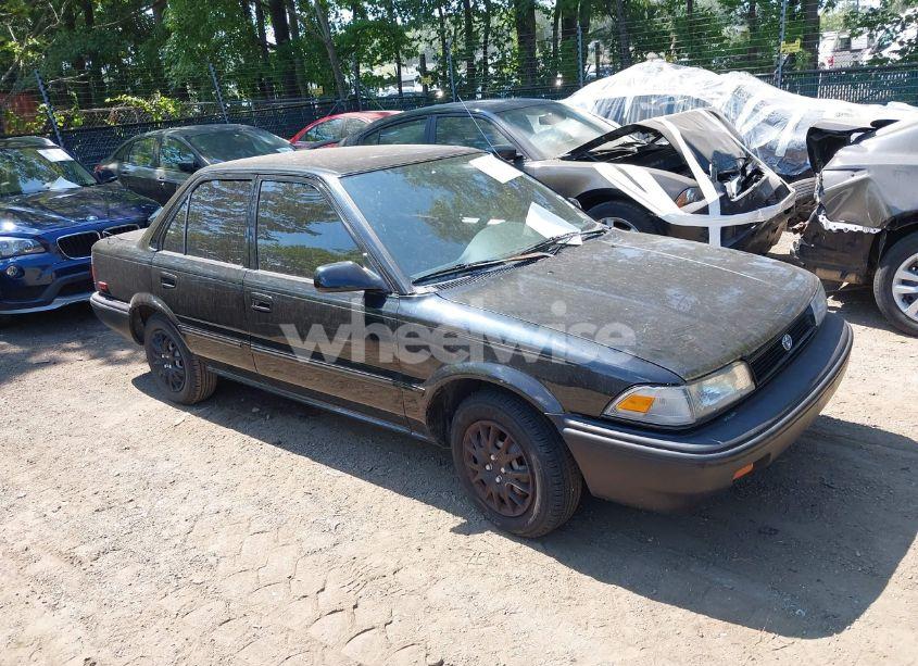 1990 Toyota Corolla DLX (VIN 2T1AE94A6LC018879) main photo