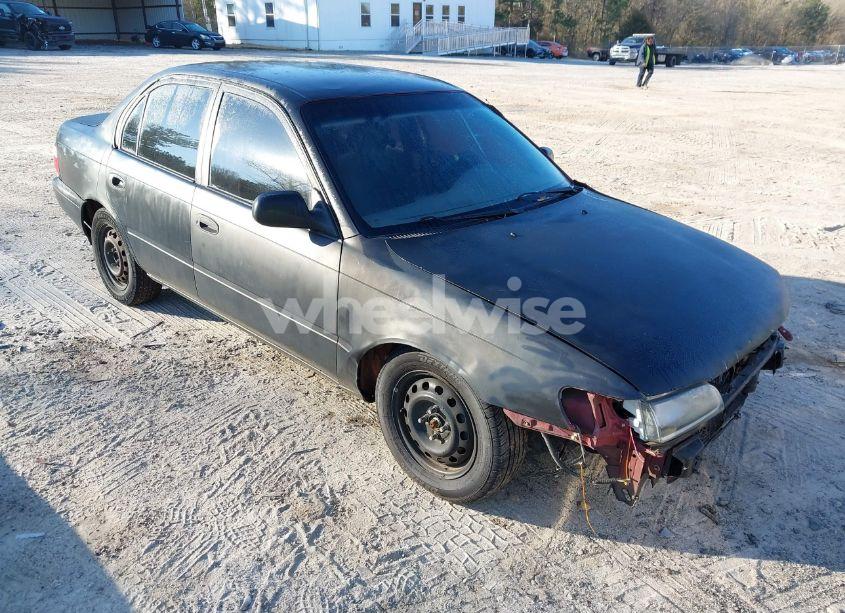 1996 Toyota Corolla (VIN 2T1BA02E6TC128610) main photo