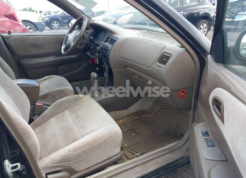 Photo 5 of 1997 Toyota Corolla DX (VIN 2T1BB02E0VC182470)