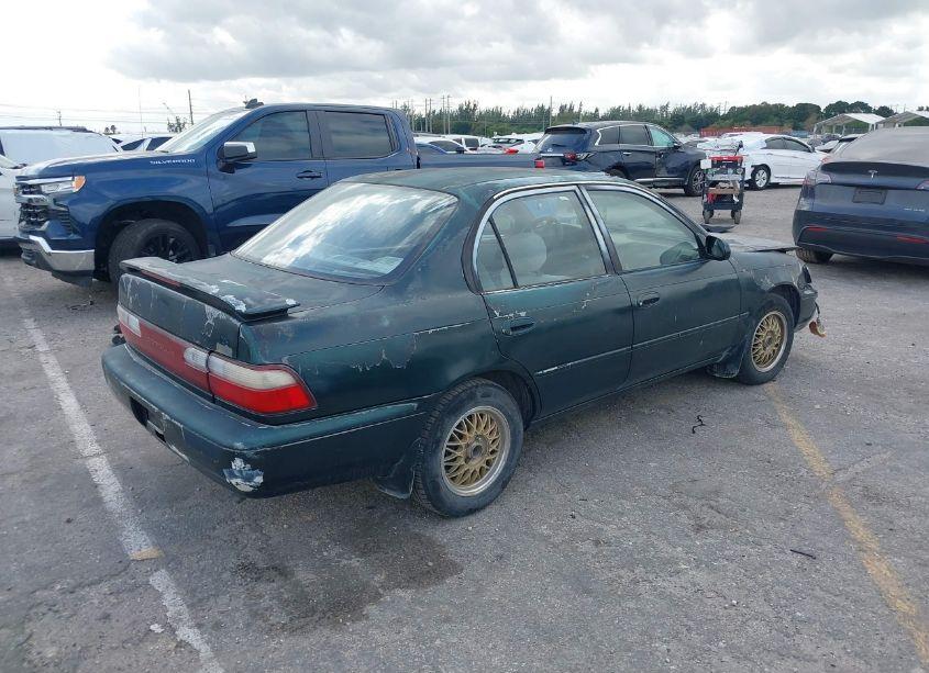 Photo 4 of 1997 Toyota Corolla DX (VIN 2T1BB02E9VC186954)