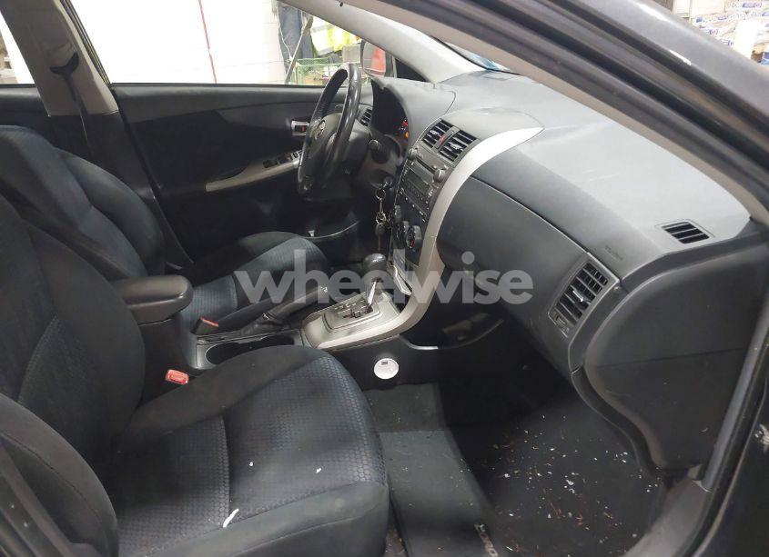 Photo 5 of 2009 Toyota Corolla XRS (VIN 2T1BE40E49C029212)