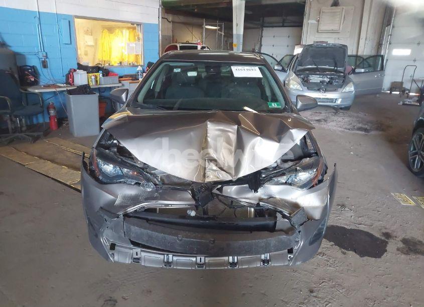 Photo 6 of 2018 Toyota Corolla LE ECO (VIN 2T1BPRHE3JC095797)