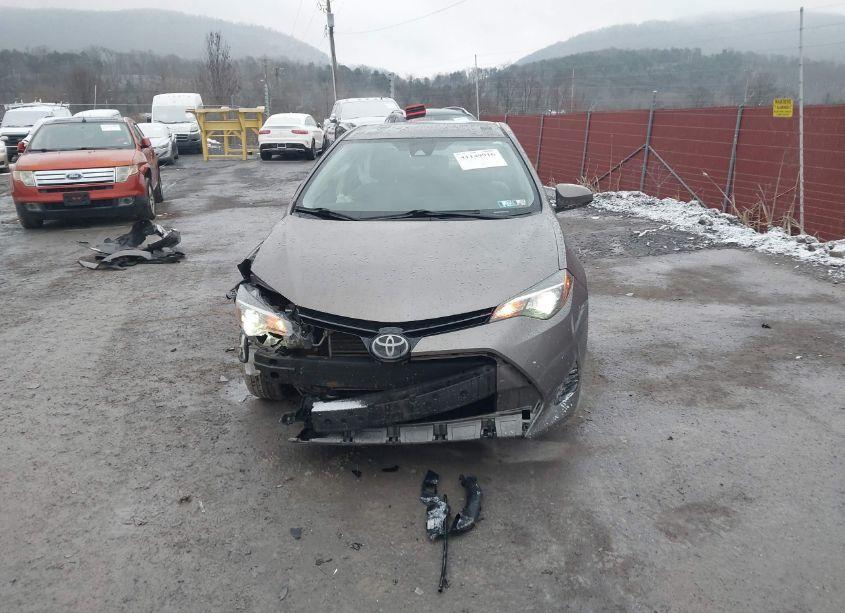 Photo 13 of 2017 Toyota Corolla LE ECO (VIN 2T1BPRHE9HC762950)