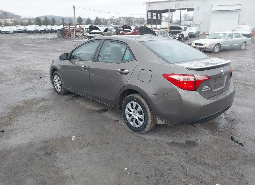 Photo 3 of 2017 Toyota Corolla LE ECO (VIN 2T1BPRHE9HC762950)