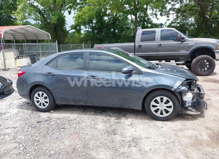 Photo 14 of 2018 Toyota Corolla LE ECO (VIN 2T1BPRHE9JC033644)