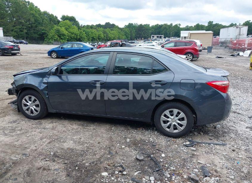 Photo 15 of 2018 Toyota Corolla LE ECO (VIN 2T1BPRHE9JC033644)
