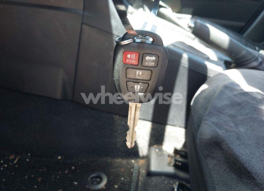 Photo 11 of 2015 Toyota Corolla LE ECO (VIN 2T1BPRHEXFC250188)