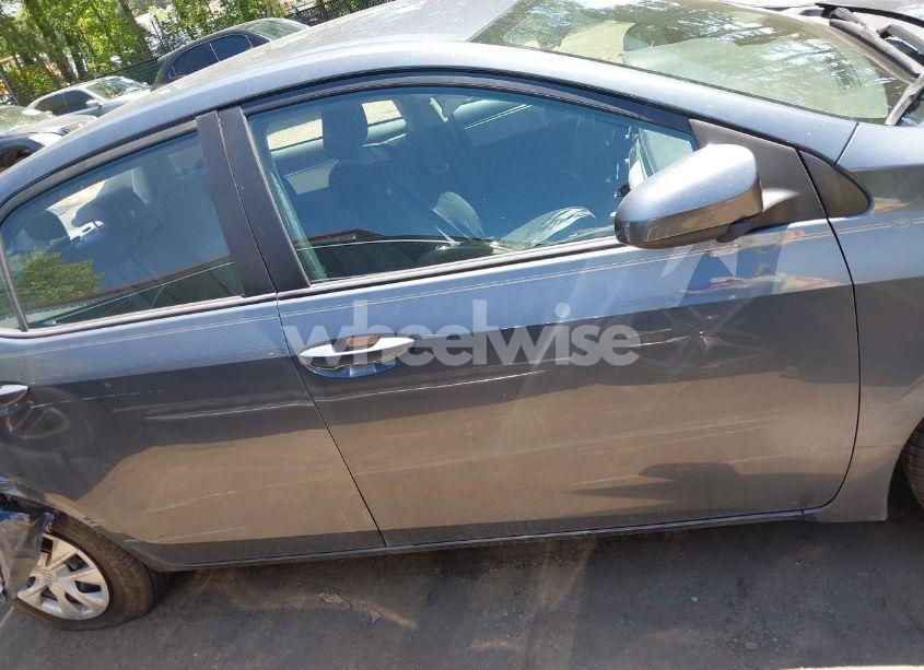 Photo 14 of 2015 Toyota Corolla LE ECO (VIN 2T1BPRHEXFC250188)