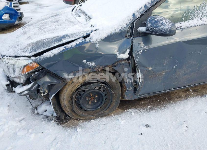 Photo 6 of 2015 Toyota Corolla LE ECO (VIN 2T1BPRHEXFC279674)