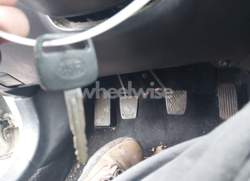 Photo 11 of 2001 Toyota Corolla S (VIN 2T1BR12E01C421950)