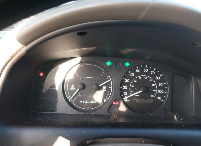 Photo 7 of 2001 Toyota Corolla CE (VIN 2T1BR12E01C483347)