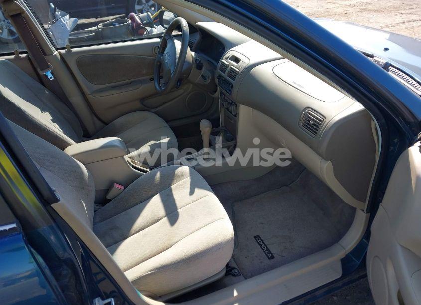 Photo 5 of 2002 Toyota Corolla LE (VIN 2T1BR12E02C541605)